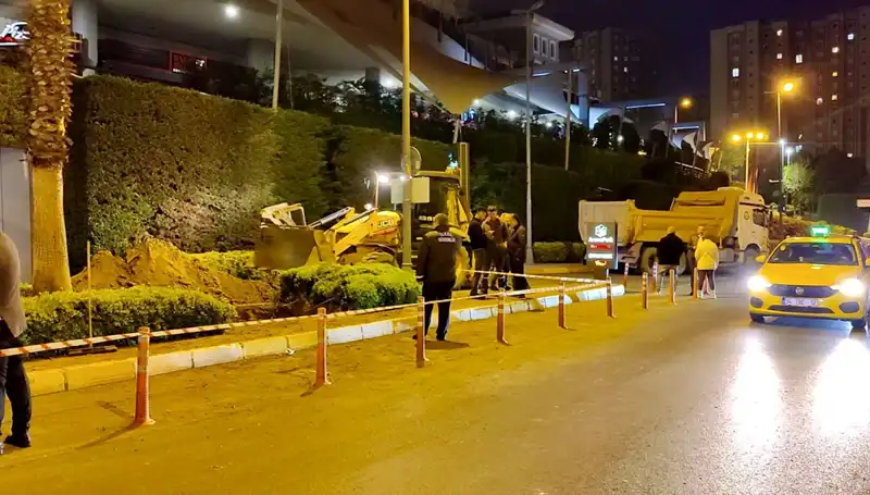 AVM Girişinde Yaşanan Doğalgaz Paniği: Alışveriş Keyfi Bir Anda Sona Erdi