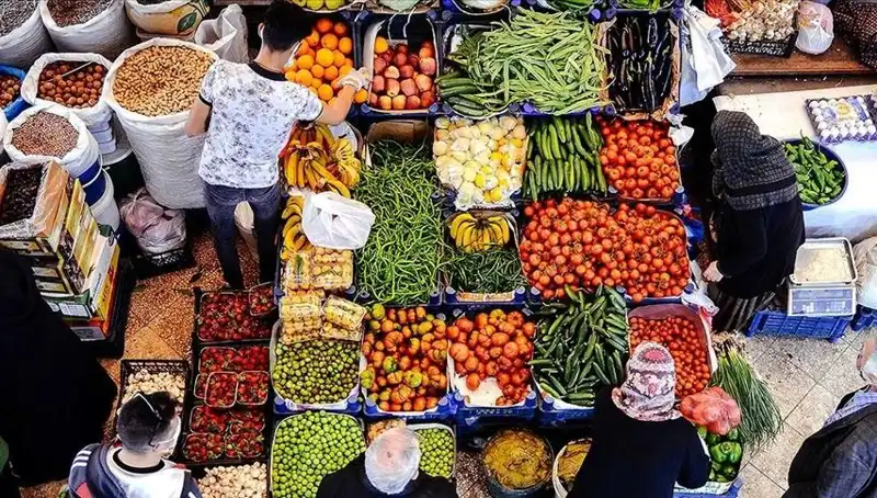 Pazarlar ve Marketlerdeki Pestisit Krizi: 155 Üründen 61'inde Tehlike Belirlendi