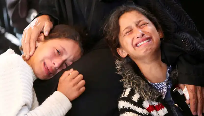 Gazze'de Hayat Devam Ediyor: Bayramda Yas Aynı Kalıyor