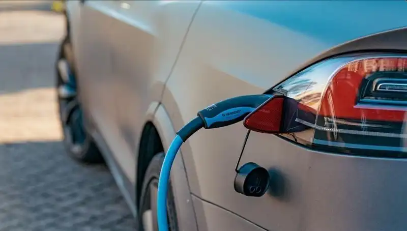 Elektrikli Araç Alımında Düşüş: Tüketiciler Neden Vazgeçiyor?
