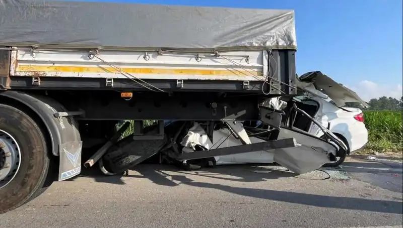 Sakarya'da Feci Kaza: Hayatını Kaybeden Bir Kişi Var!