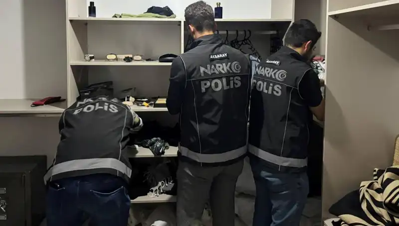 Uyuşturucu Operasyonlarında Şok Eden Gelişme: F Serisi Dolar Ele Geçirildi!