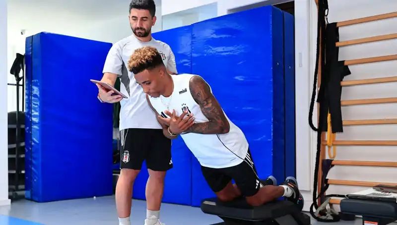 Beşiktaş'ta Sezon Öncesi Sağlık Kontrolleri Başladı: Takım Hazırlıklarına Hız Verdi