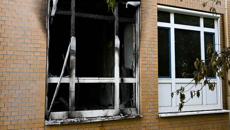 Almanya'da Hastanede Yangın: Trajik Olayda Üç Kişi Hayatını Kaybetti