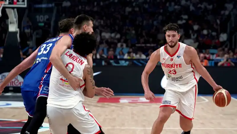 12 Dev Adam, 16 Turu'nda İsveç’i Geride Bıraktı: Tarihi Başarı!