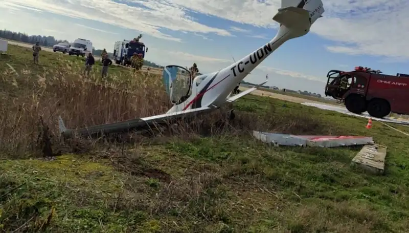 Bursa'daki Feci Uçak Kazası: İki Pilot Hayatını Kaybetti, 3 Sanık Yargılanıyor