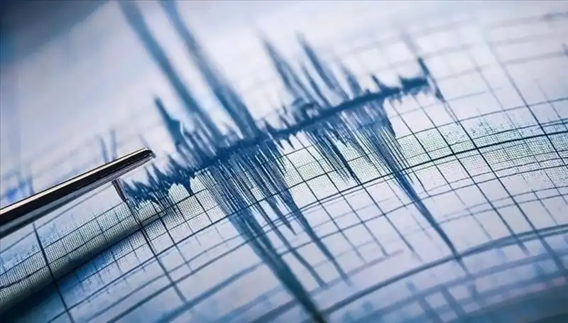 Ege’de Beklenmedik Deprem: 3.3 Büyüklüğündeki Sarsıntı Neleri Değiştirdi?