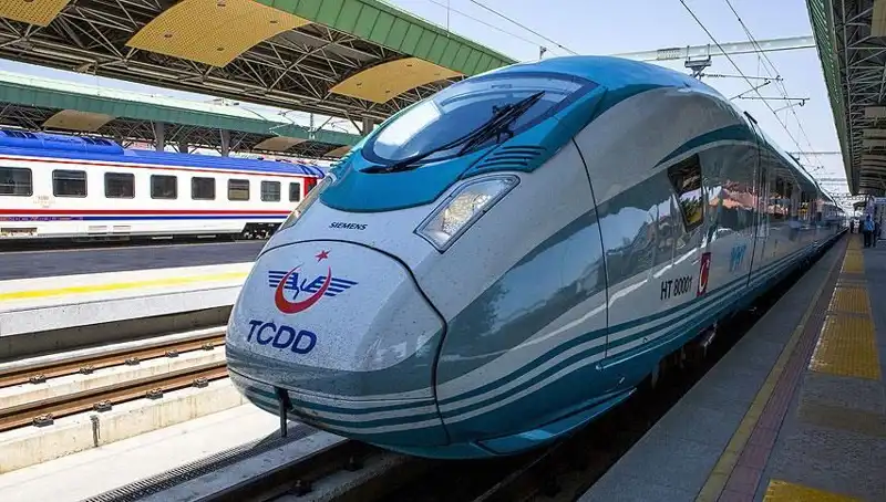 TCDD 140 Makinist Adayı Alıyor: Başvuru Süreci ve Şartlar