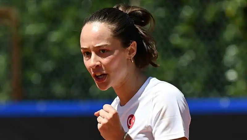 Milli Tenisçi Zeynep Sönmez, Büyük Finalde Hayallerini Gerçekleştiriyor