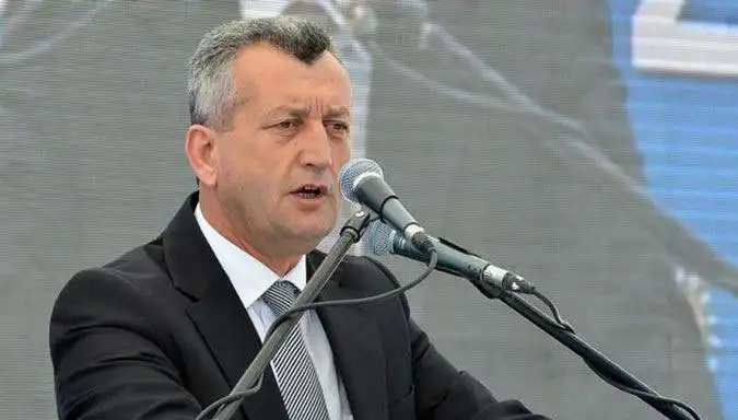 Eski Menemen Belediye Başkanı Tahir Şahin Hayatını Kaybetti: Belediye Politikası Nereye Gidiyor?