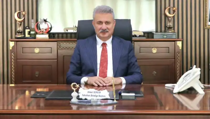 Yahşihan Belediye Başkanı Ahmet Sungur Gözaltına Alındı: AK Parti'den Gelen İlk Açıklamalar