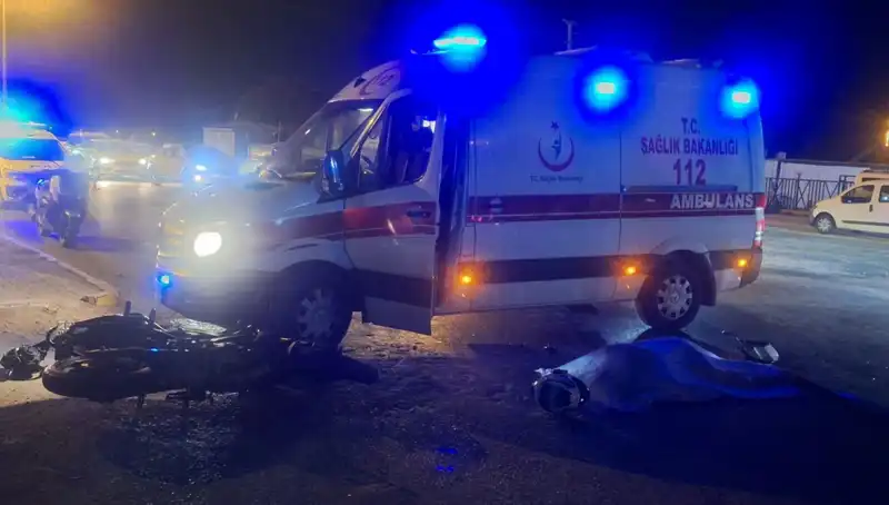 Antalya'da Motosiklet Kazası: Serhat Hayatını Kaybetti