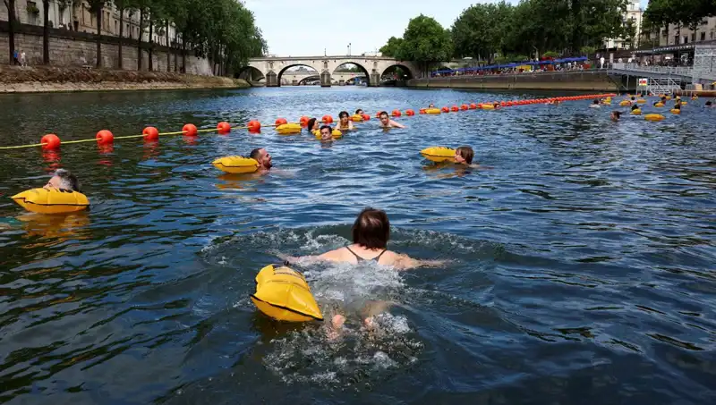 Paris’te Bir Devrim: Seine Nehri Nihayet Halka Açıldı